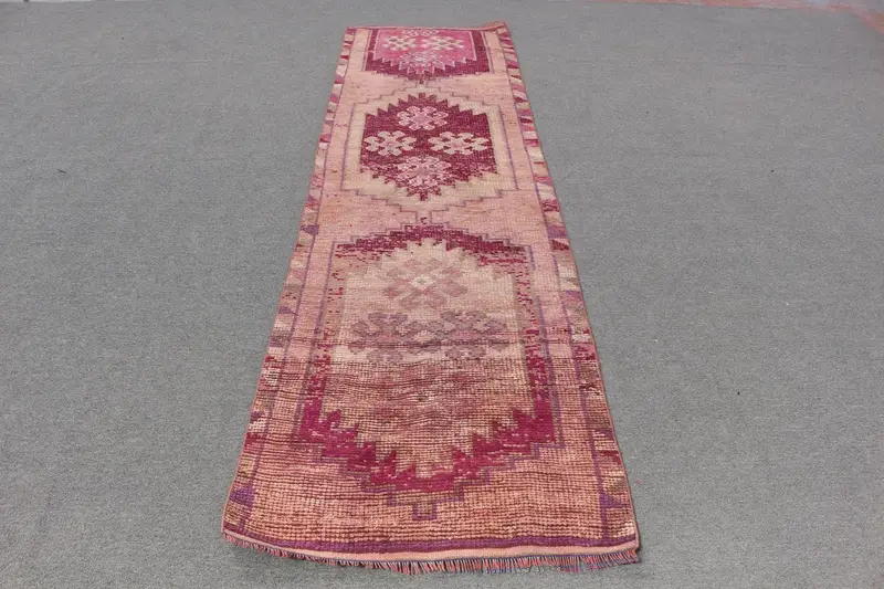 エレガントなベージュ&パープルラグ、2.9x10.2フィートの花柄幾何学デザイン