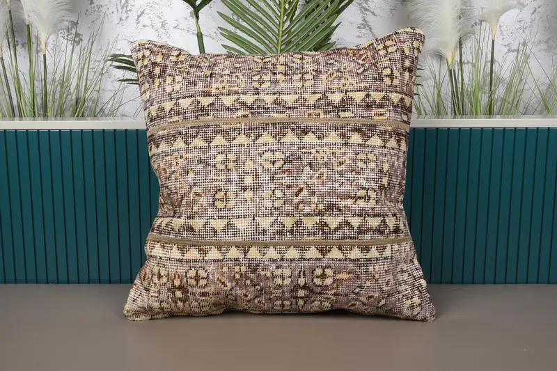 Beige-braunes Patchwork-Wurfkissen, 24x24 besticktes Kissen