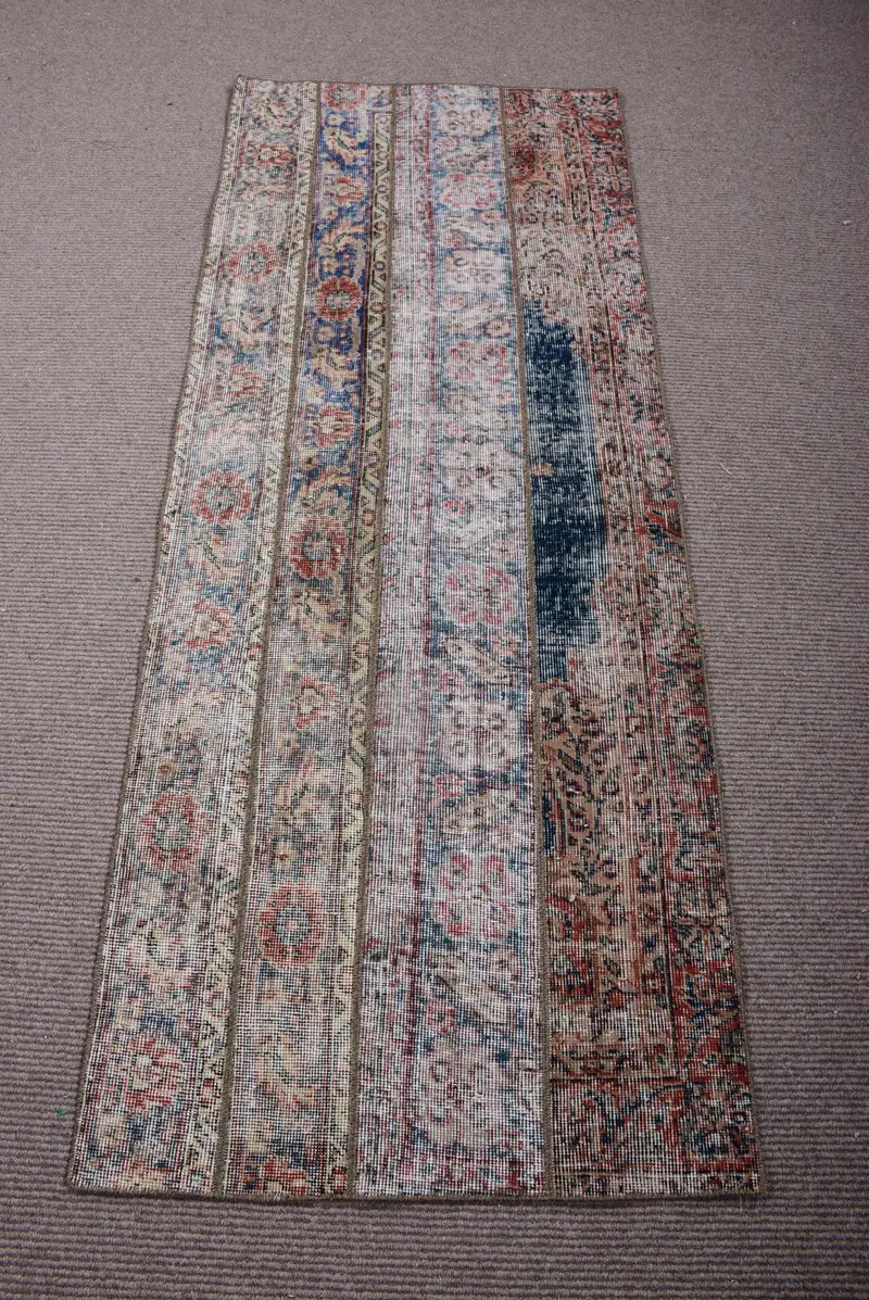 Mavi Soyut Halı, Kırmızı Desenli 2,5x6,3 ft