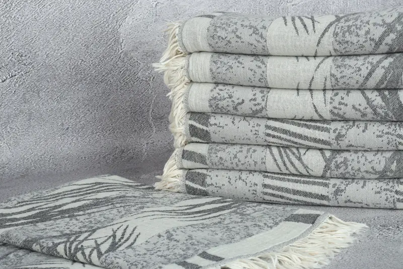 Luxury Turkish beach towel with fringe, Baby Boy Gift, Cotton towel, Gift For Him, Bridal Shower Favors, 78x38 Cotton Floral Design Towel, Gym Towel - 3