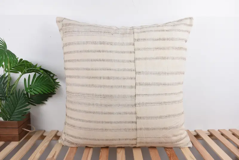 Beige & graues Patchwork-Wurfkissen, besticktes Vintage-Kissen