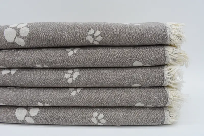 70x36 Cotton Paw Design Towel, Large Turkish Towel, Embroidered Turkish Towel, Absorbent Turkish towel, Custom Towel Beach, Wedding Gift, Peshtemal
