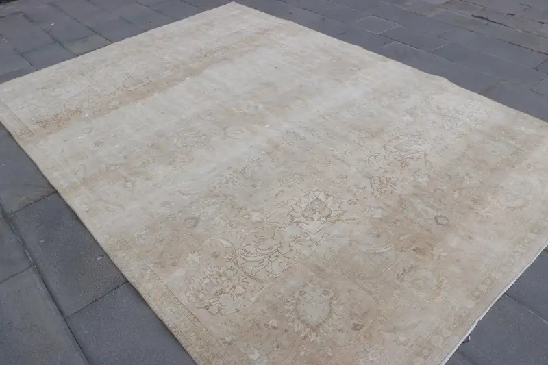 Alfombra turca vintage de 7x10,3 pies, alfombra de gran tamaño, alfombra Oushak beige - 1