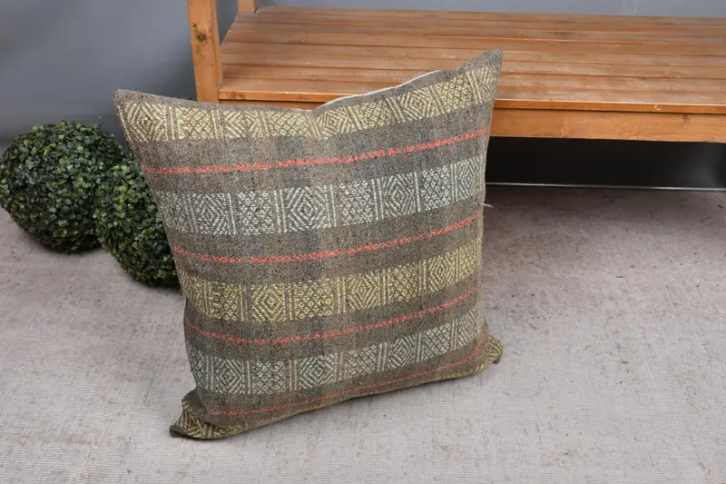 Yastık, 24x24 sarı yastık kapağı, etnik Kilim halı yastığı, vintage Kilim yastığı, atma Kilim yastığı, parlak yastık örtüsü - 7