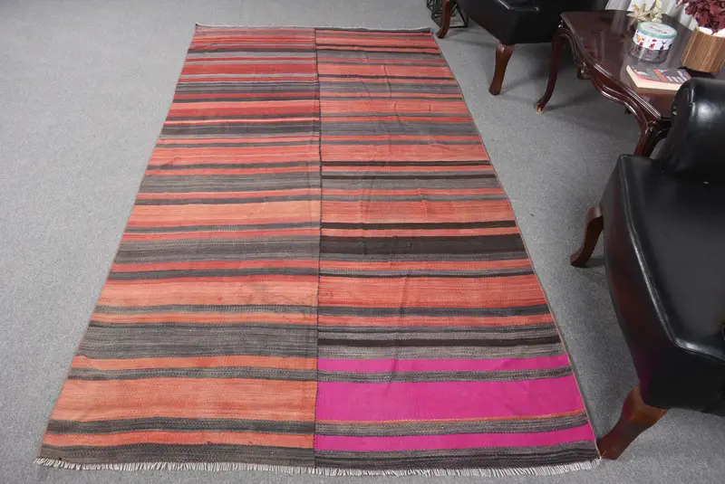 Vintage Area Rug 4.5x8.7 ft, Red Ombré Turkish Wool Rug - 1