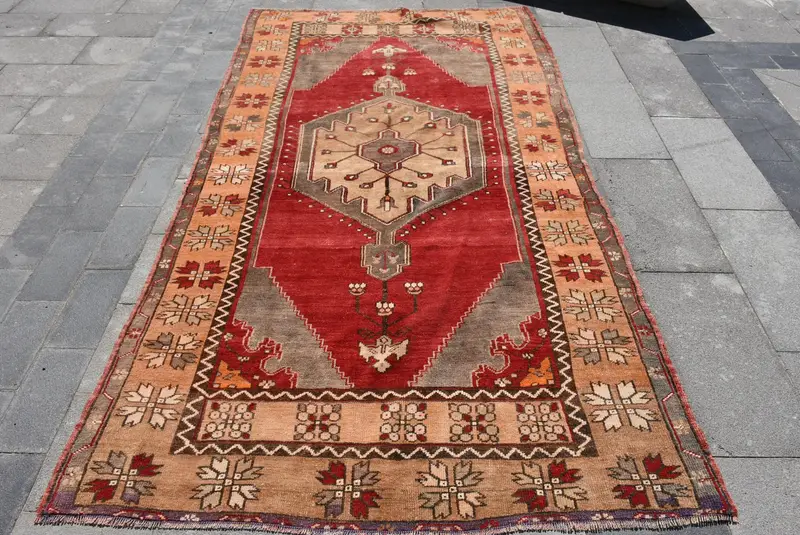 Vintage 5x9.1 ft Rug, Large Turkish Rug, Red Ombré Wool Rug - 1