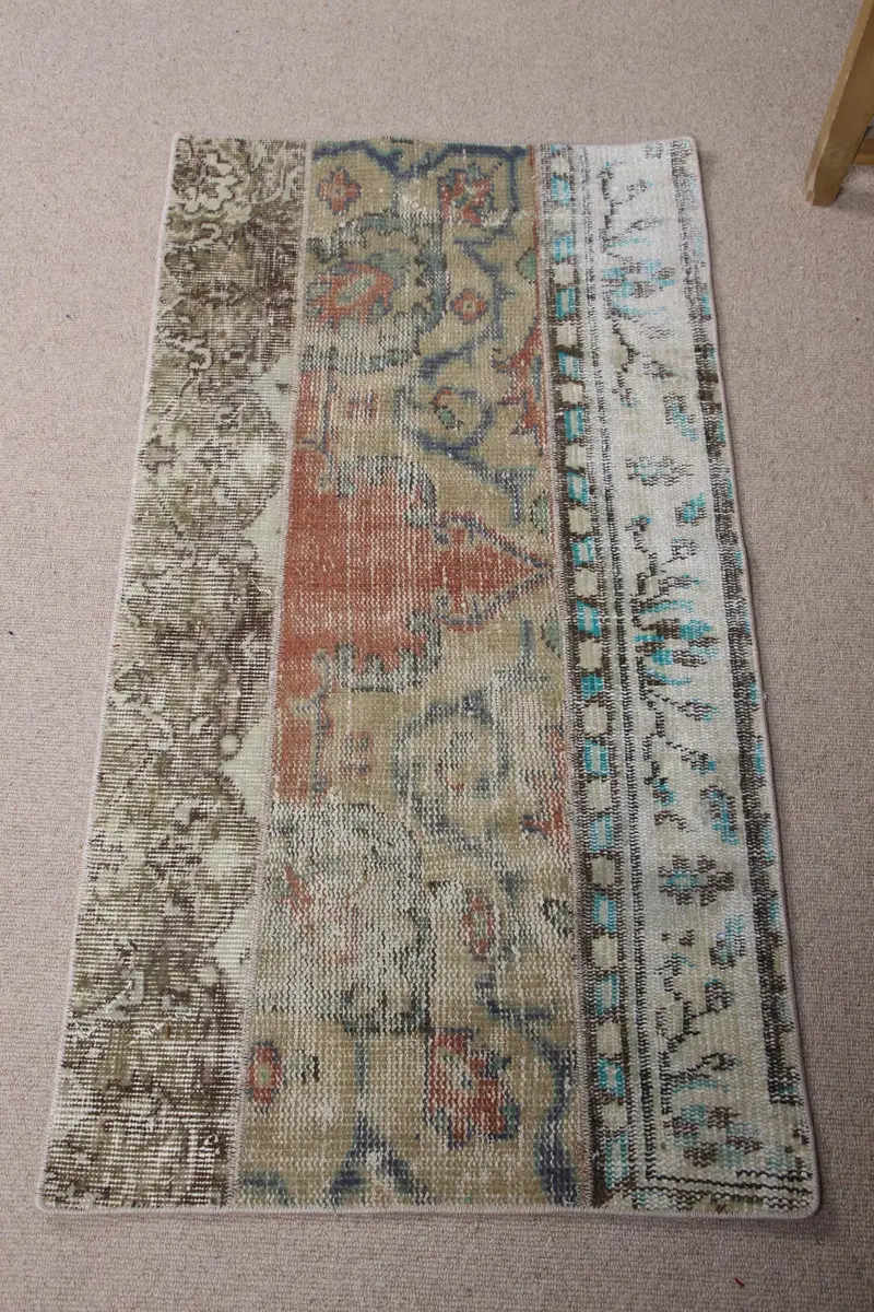 グリーンフローラルラグ、2.1x4.1フィートのエレガントな装飾