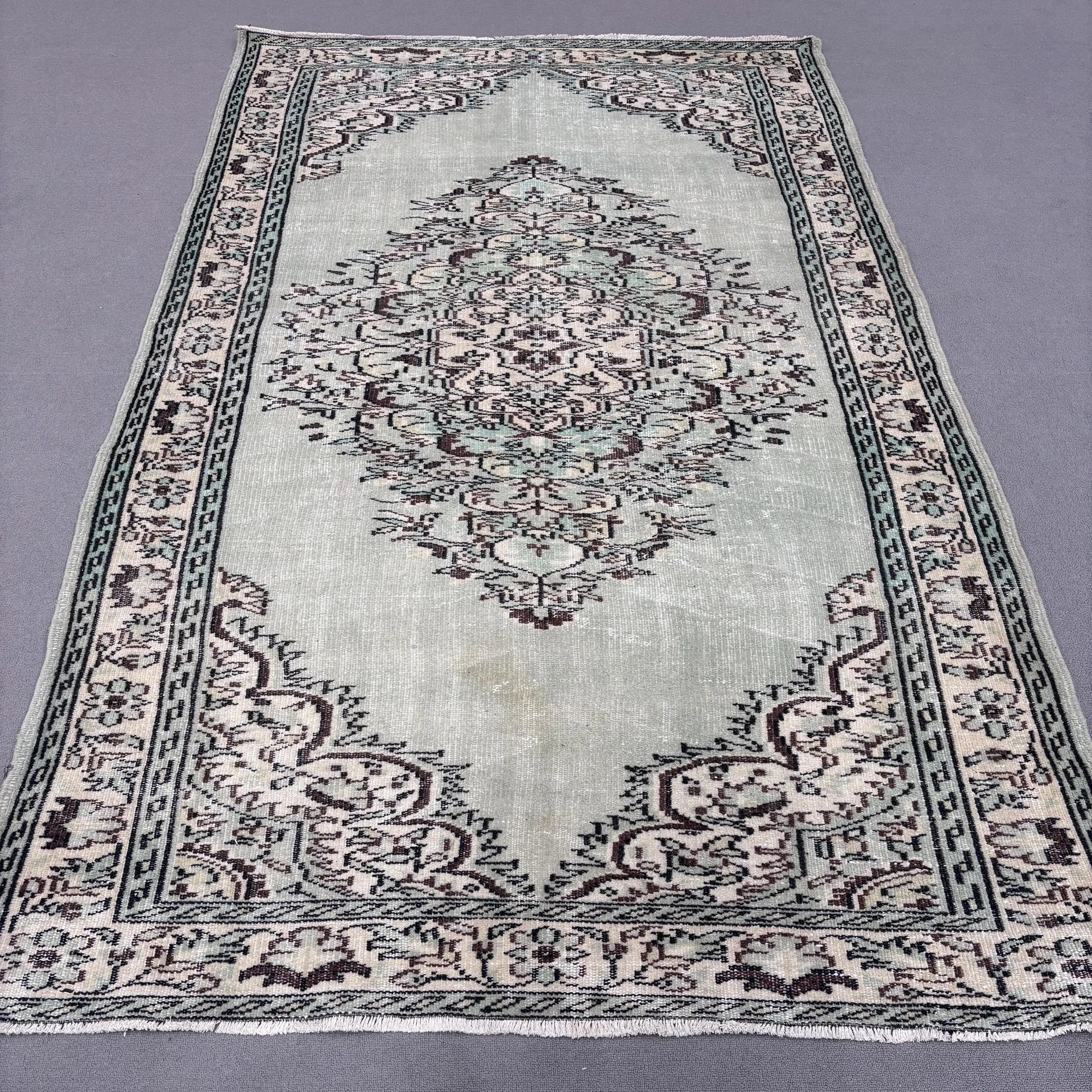 Vintage Rug, 5.2x8.4 ft Large Rug, Gray Wool Turkish Rug - 1
