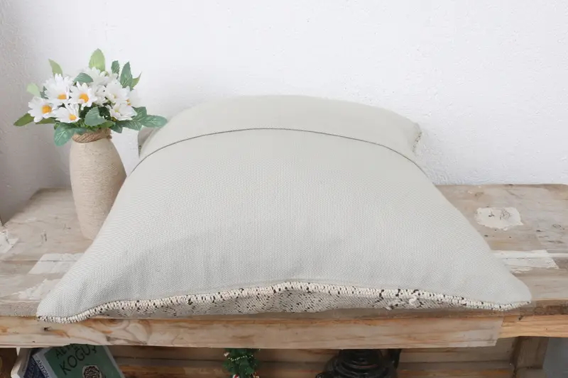 Cushion Case, 16x16 White Cushion Case, Vintage Pillow, Outdoor Patio Cushion, Antique Pillows, Decorative Cushion Case, Kilim Cushion Sham - 7