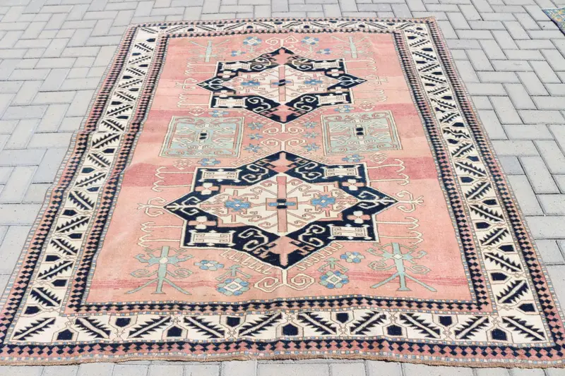 Türkischer Vintage-Teppich, 5,8 x 6,3 Fuß großer Teppich, roter Oushak-Ikat-Teppich - 1